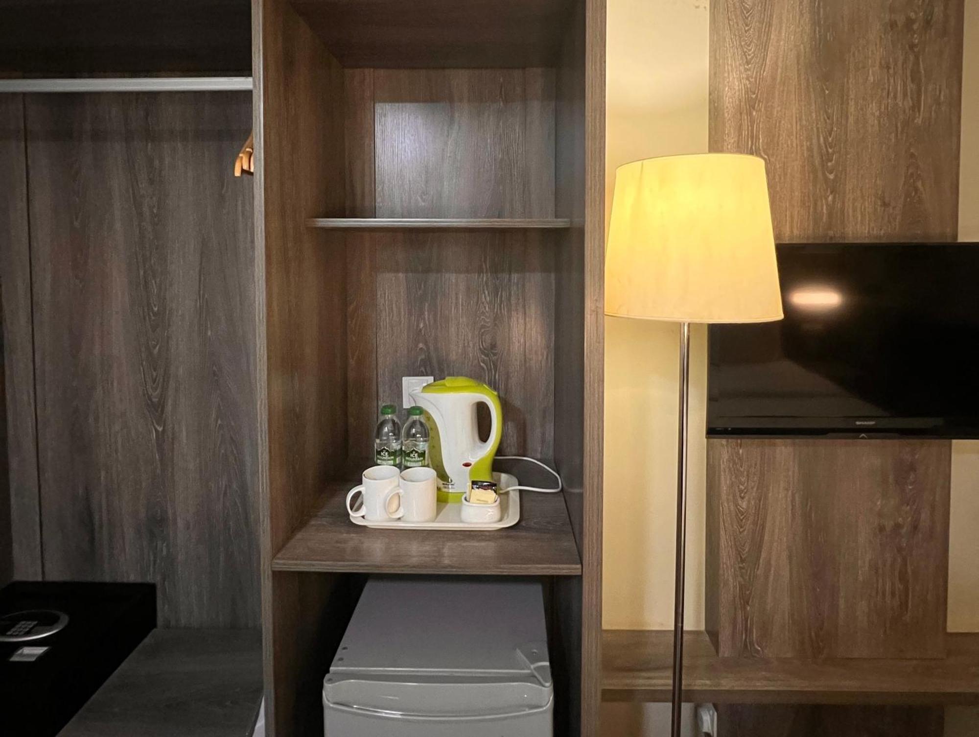 Ajang Hotel Мири Экстерьер фото